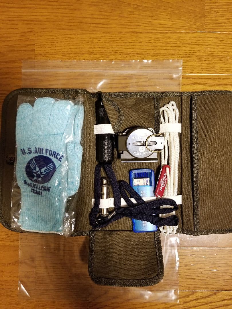 世田谷ベース正式整備品　S.E.A.F. エマージェンシーキット